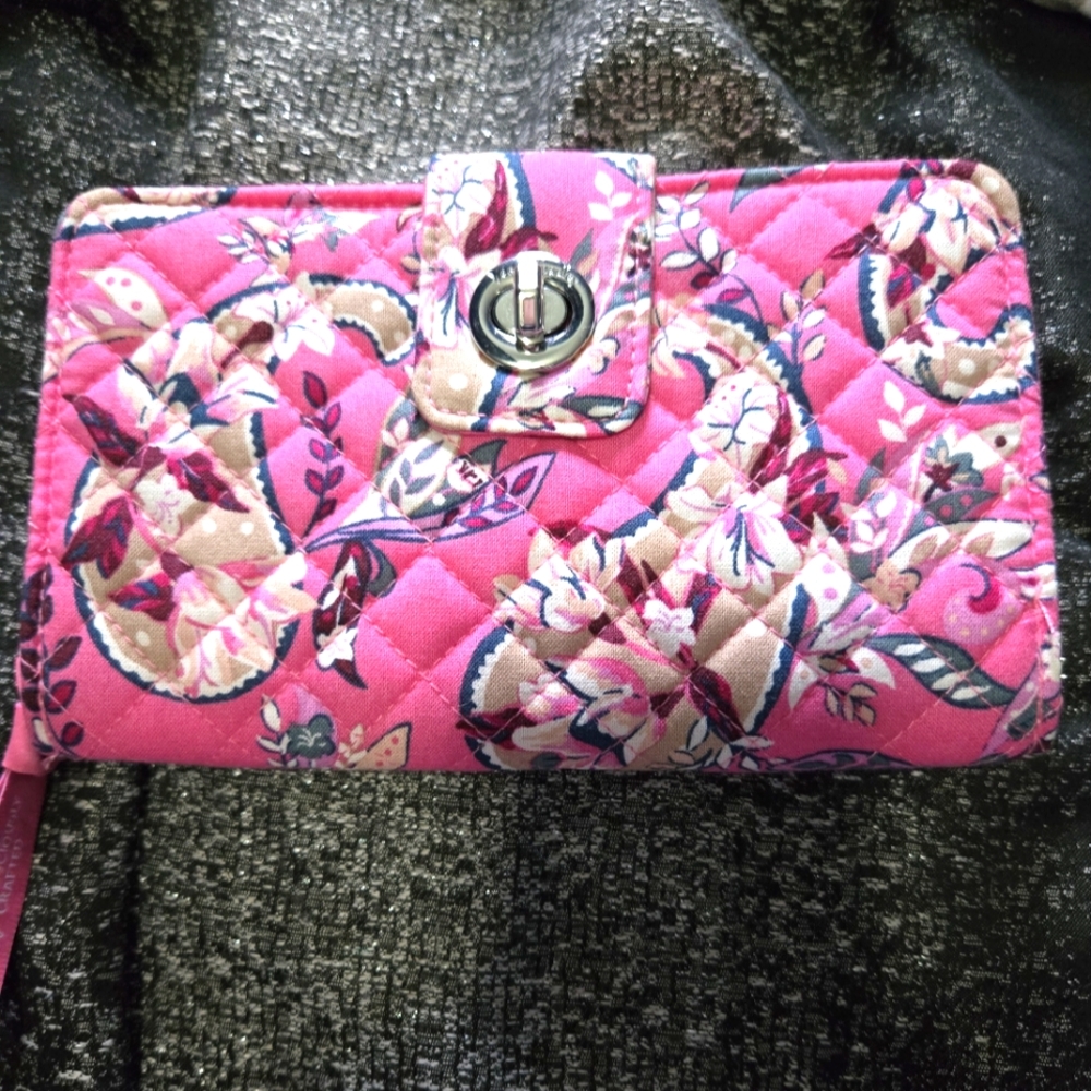 ♡♡Vera Bradley Turnlock Wallet*